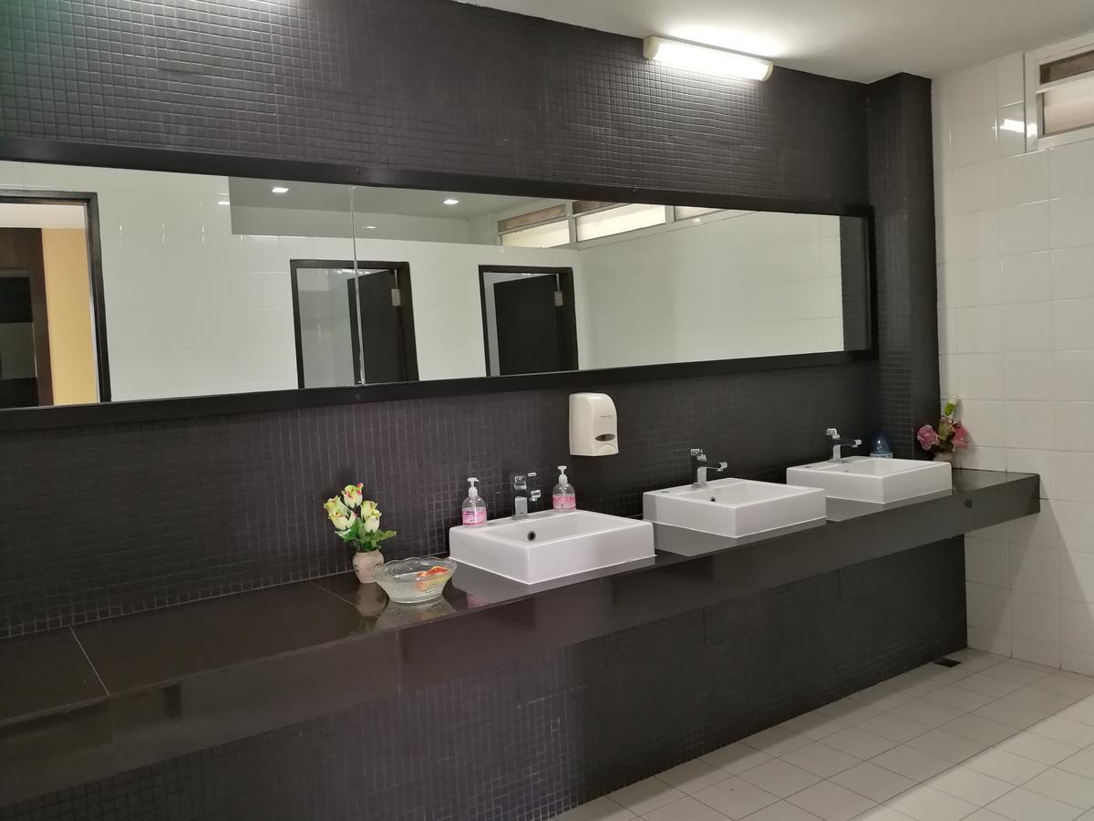 Panatara Hotel Chumpon Extérieur photo