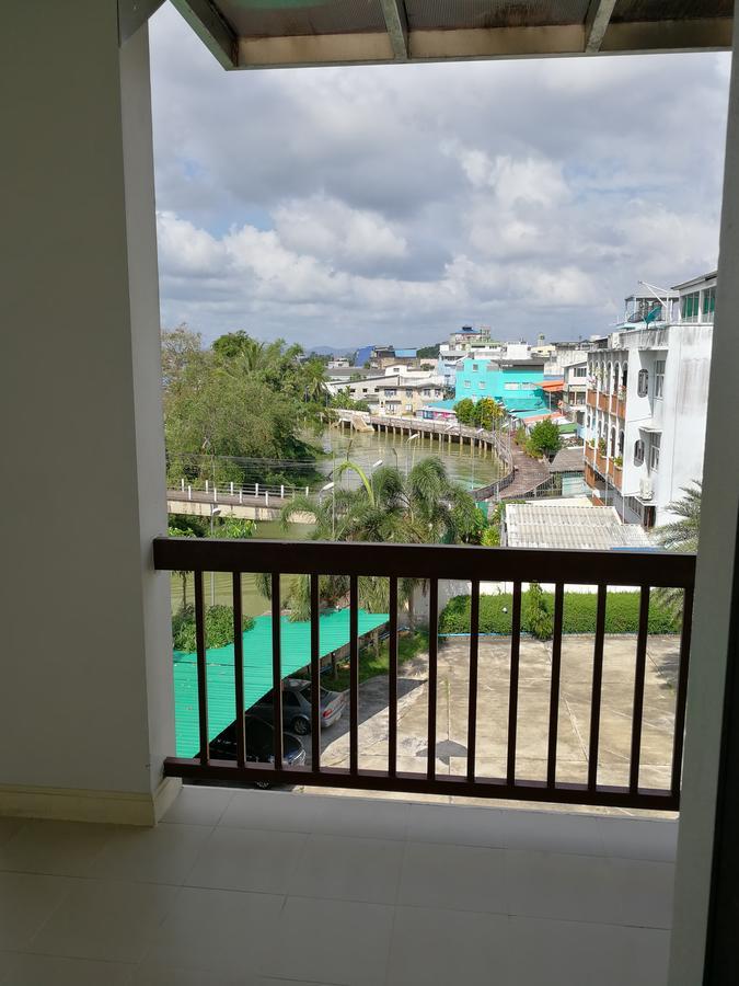 Panatara Hotel Chumpon Extérieur photo